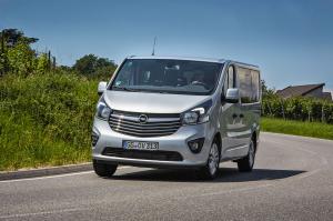 Opel Vivaro Combi+ 2017 года